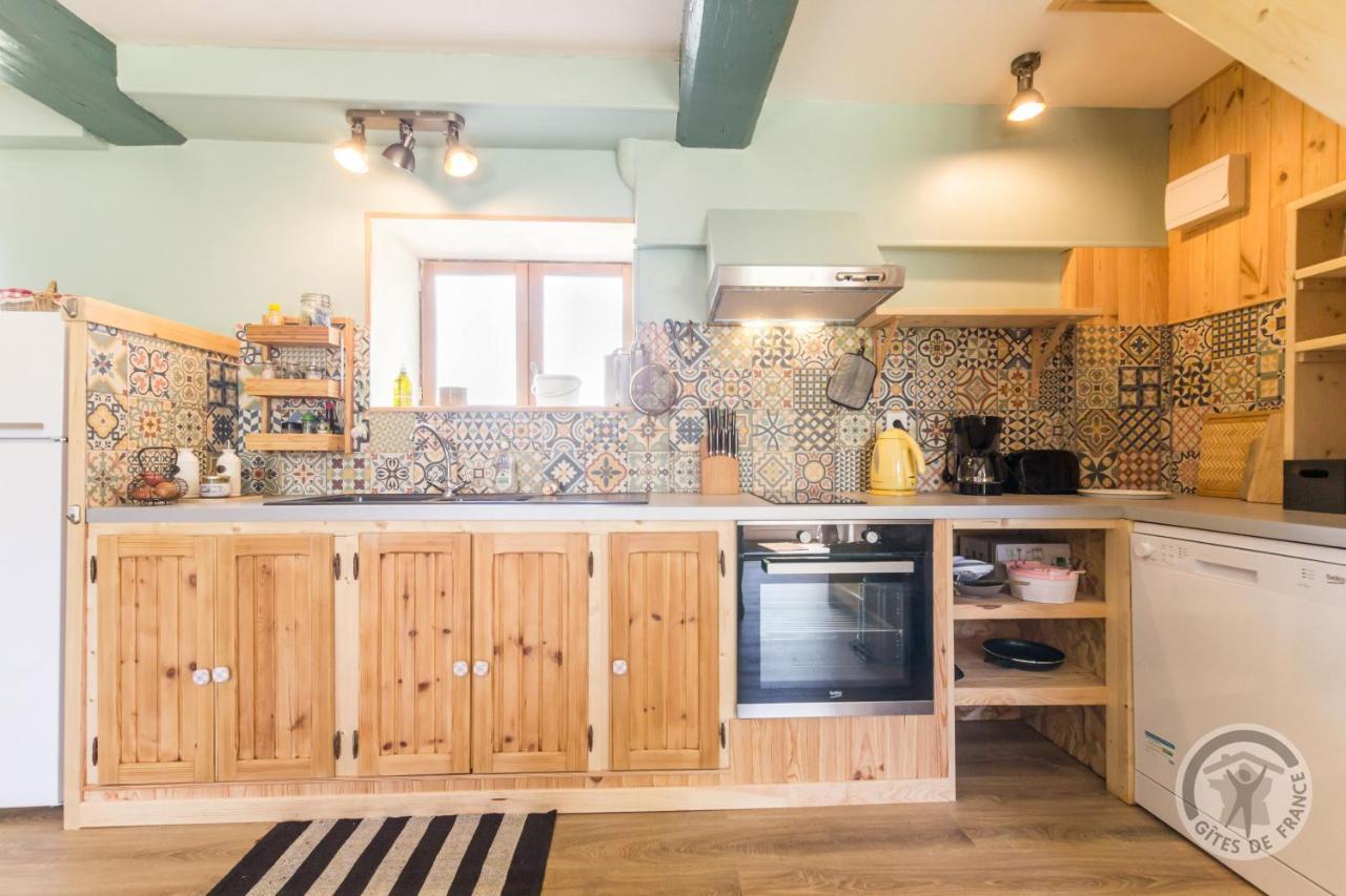 Le Jardin Des Fees Bed & Breakfast Savigny-le-Vieux Ngoại thất bức ảnh